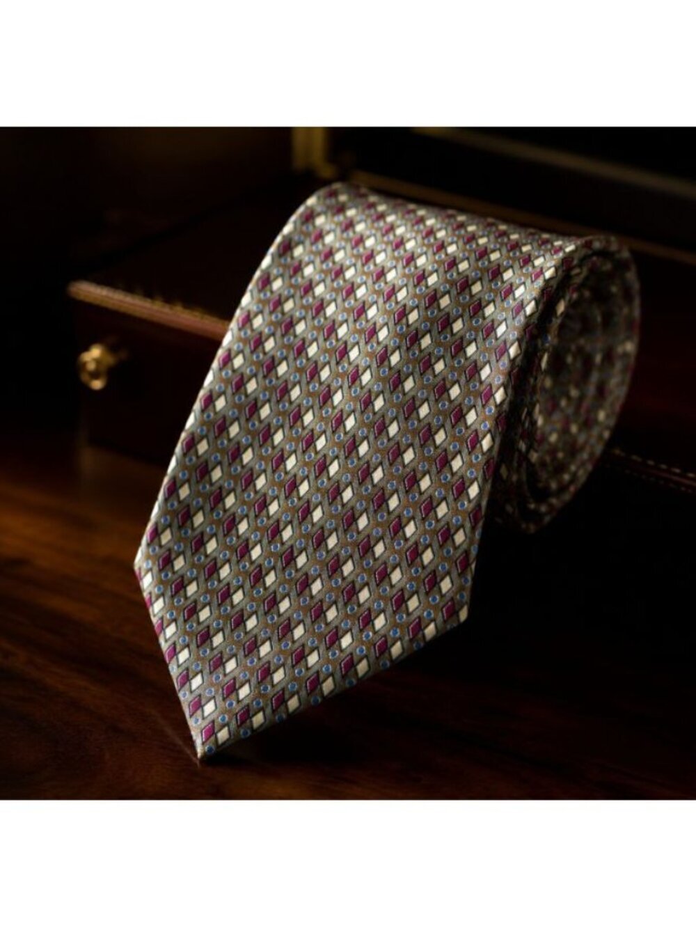 John Henry 100% Silk Geometric Necktie Brown Blue Burgundy Diamond USA 4" - Picture 2 of 11